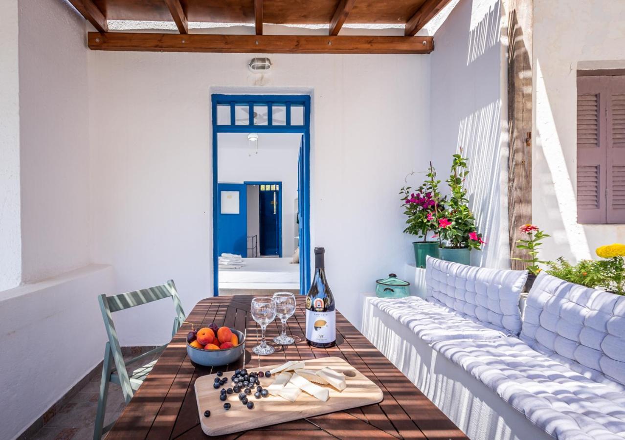 Eco Sirma Flaris Villa Plaka  ภายนอก รูปภาพ
